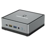 MinisForum UM250 AMD Mini PC - Microfono frontale, porta USB di tipo C, 2 porte USB di tipo A e jack per cuffie da 3,5 mm, oltre al pulsante di accensione.