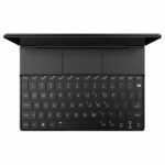 GPD WIN MAX 2 showing keyboard