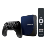 Dispositivo di streaming multimediale Rocktek G2 con controller wireless, che mostra un box di streaming nero compatto e un controller nero abbinato con più pulsanti per la navigazione e il controllo.