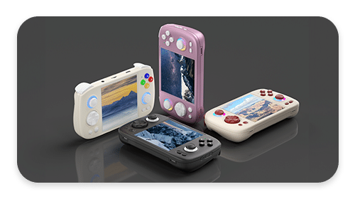 ANBERNIC RG CUBE Retro Handheld Game Console in 4 splendidi colori, seduto in diverse posizioni, mostra quanto siano diventate sorprendenti le recenti console di gioco retro.